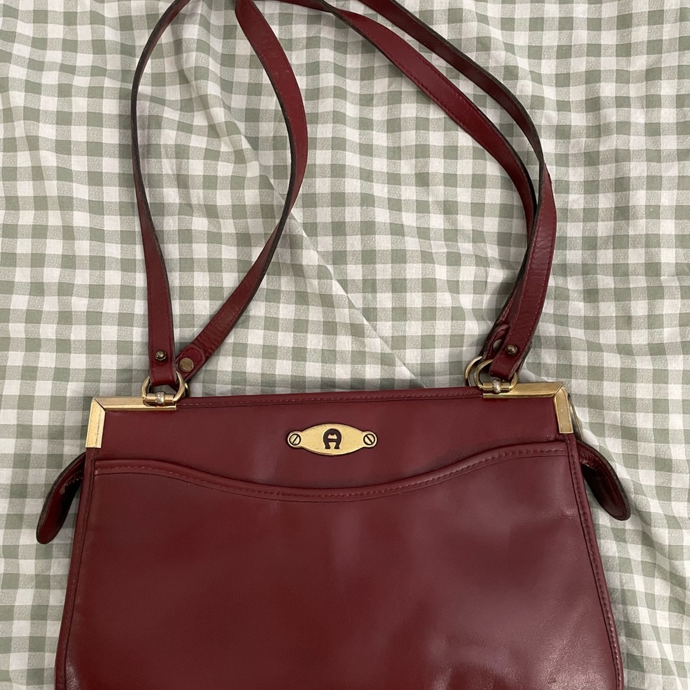 Vintage Etienne Aigner Burgundy Leather Shoulder Bag